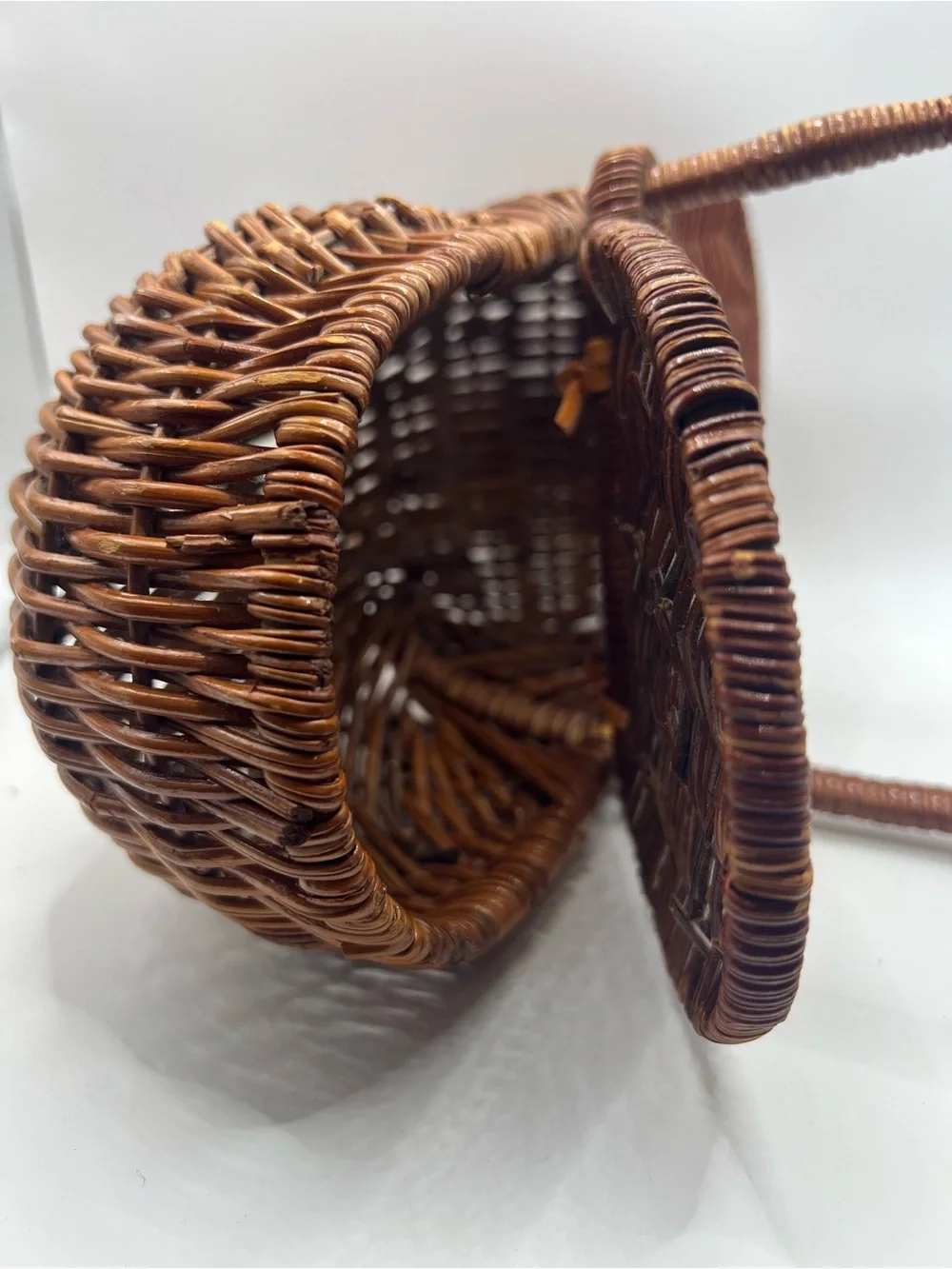 Vintage Small Wicker Gathering Basket Double Lid Cottagecore Farmhouse Decor